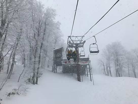 斑尾高原滑雪場