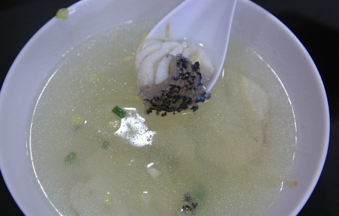 清海鮮魚湯